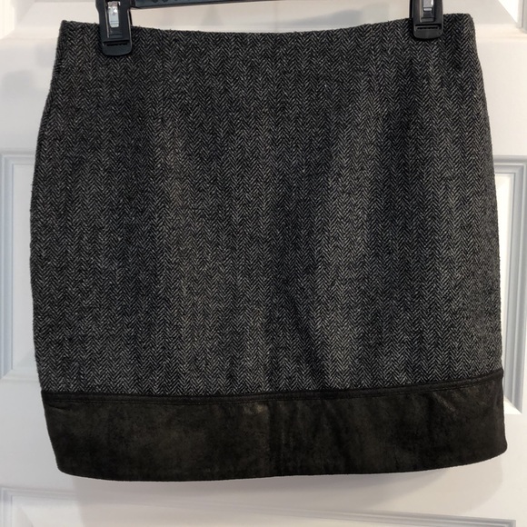 Very J Tweed & Faux Suede Mini Skirt - Picture 4 of 7